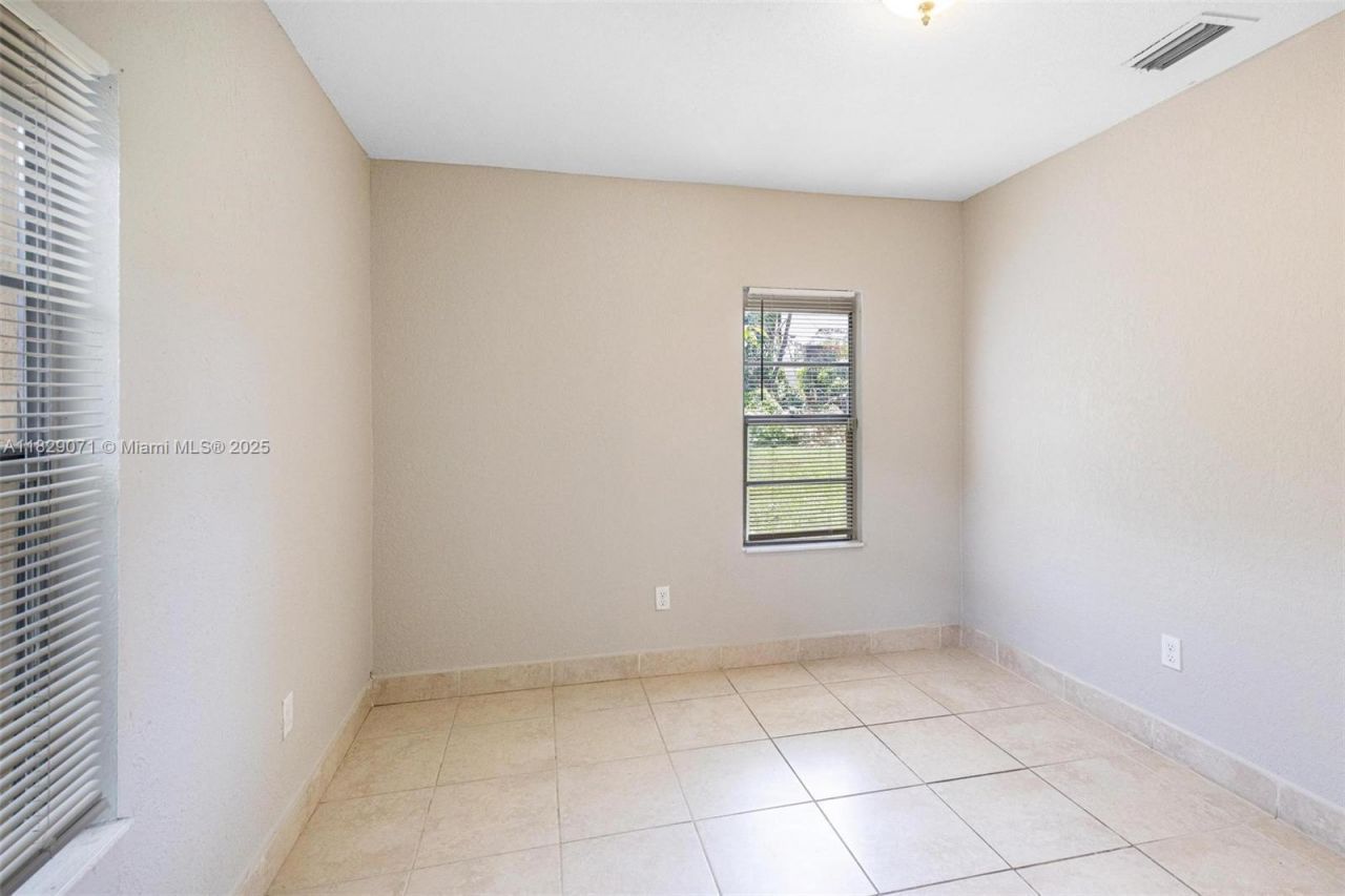 6048 Buchanan St, Hollywood, FL 33024 Photo