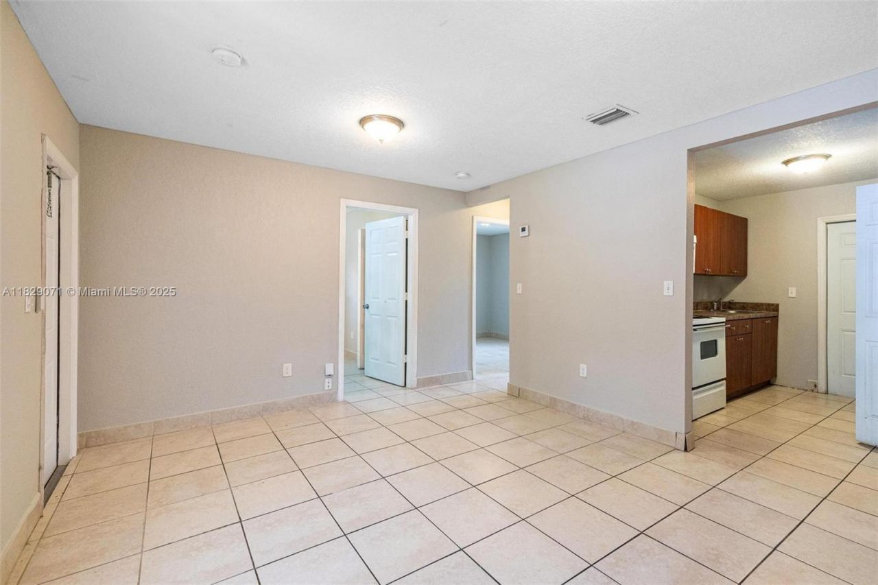 6048 Buchanan St, Hollywood, FL 33024 Photo