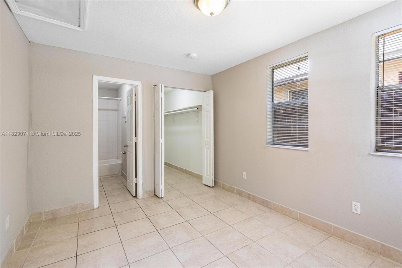 6048 Buchanan St, Hollywood, FL 33024 Photo