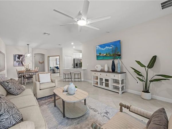 9051 Leatherwood Loop, LEHIGH ACRES, FL 33936