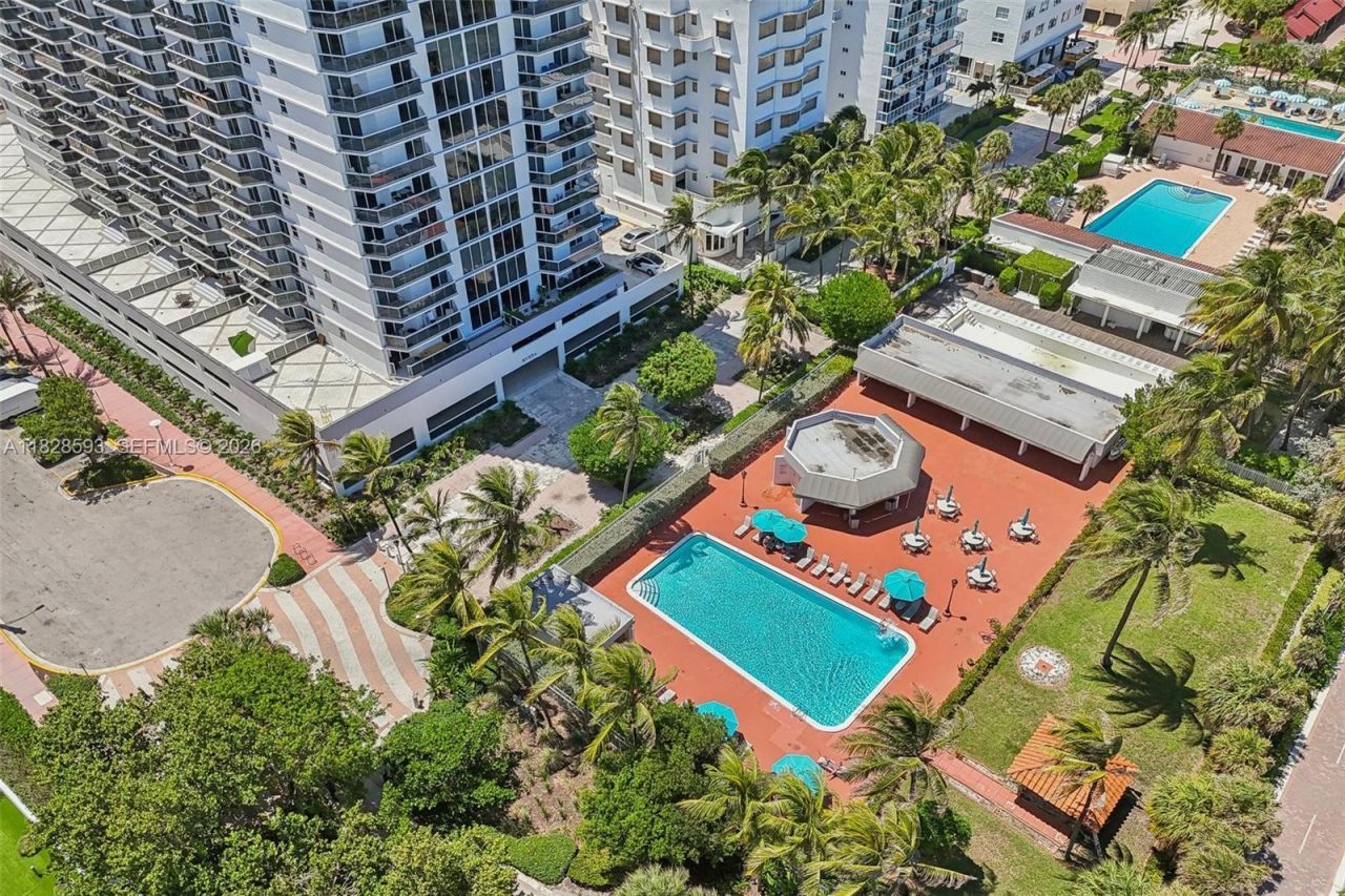 2401 Collins Ave, Unit 1612, Miami Beach, FL 33140 Photo