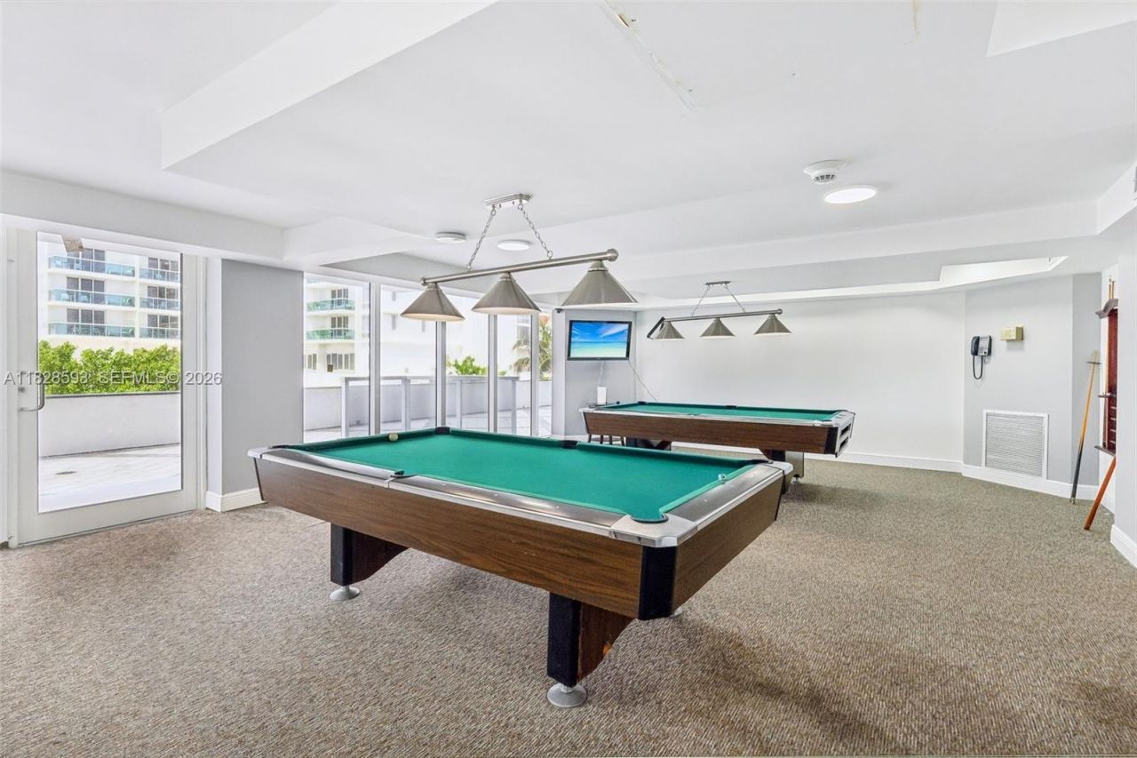 2401 Collins Ave, Unit 1612, Miami Beach, FL 33140 Photo