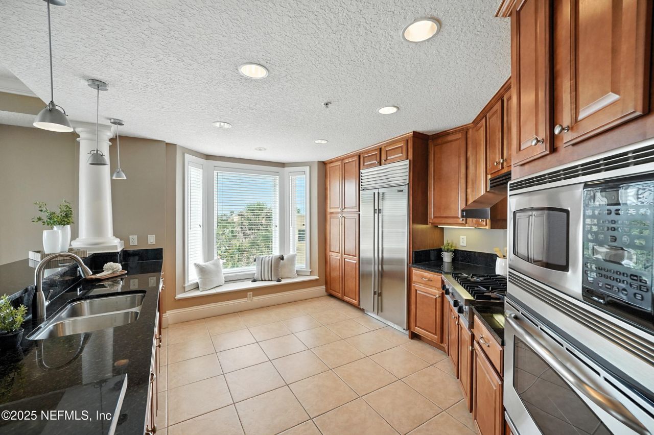 112 5th Avenue S, Unit 402, Jacksonville Beach, FL 32250 Photo
