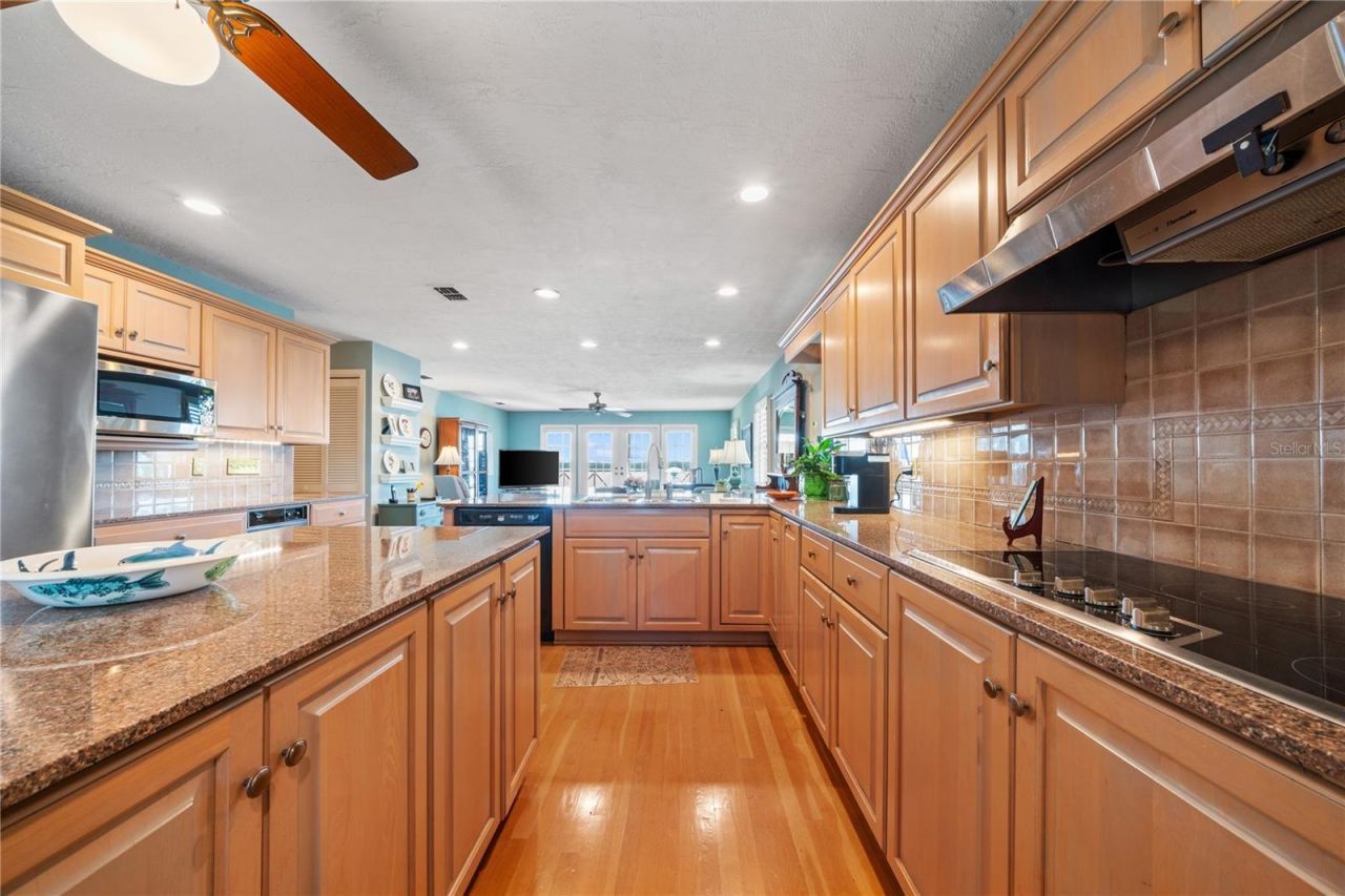 6663 Bayou Grande Boulevard Ne, Saint Petersburg, FL 33702 Photo