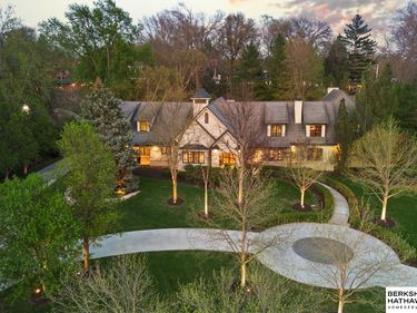 717 Hackberry Road, Omaha, NE 68132