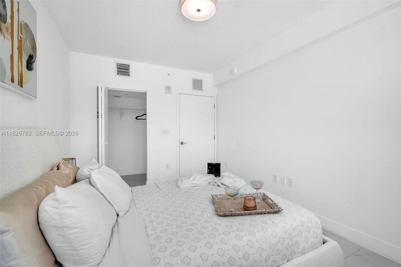 1850 Monroe, Unit 406, Hollywood, FL 33020 Photo