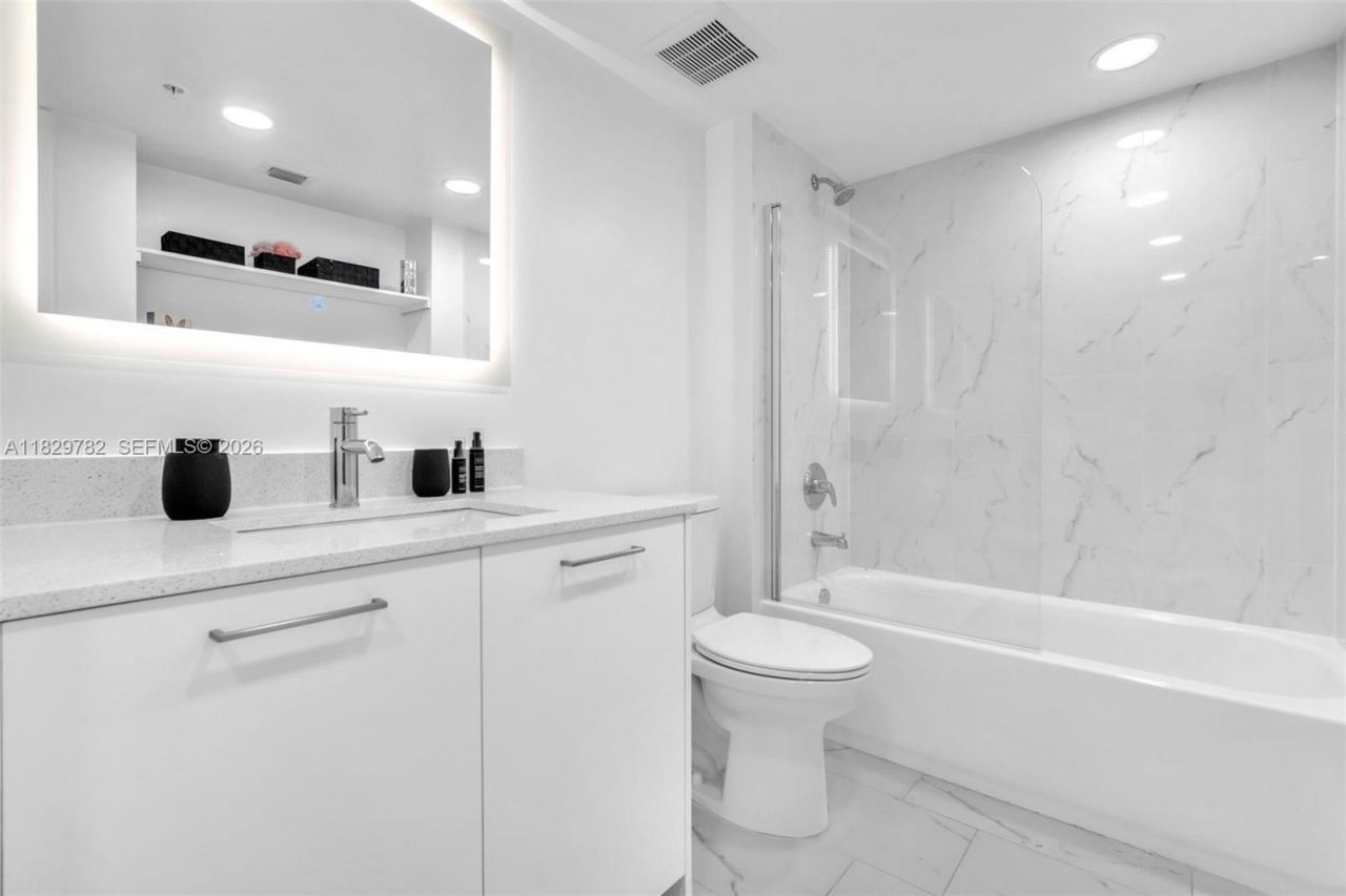 1850 Monroe, Unit 406, Hollywood, FL 33020 Photo