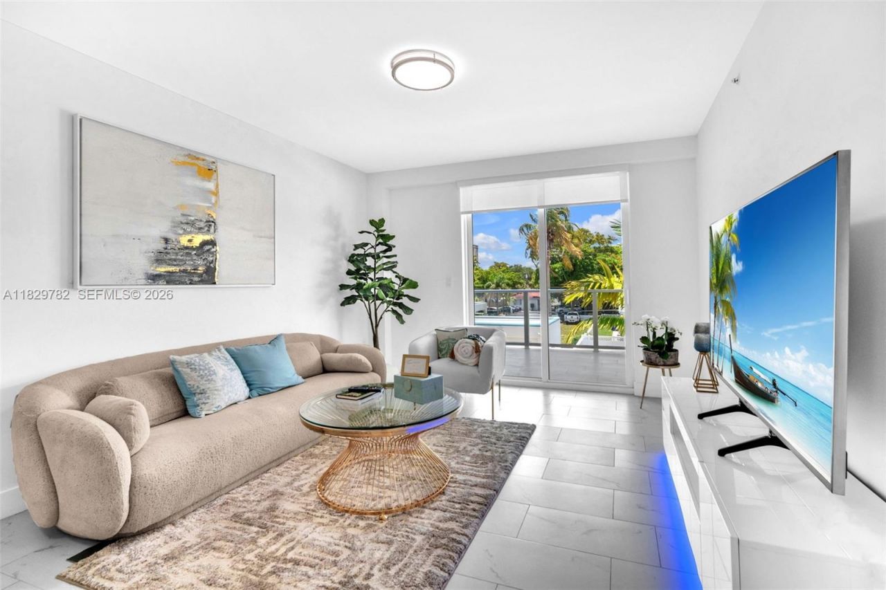 1850 Monroe, Unit 406, Hollywood, FL 33020 Photo