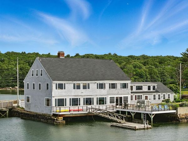 672 Washington Street, Gloucester, MA 01930