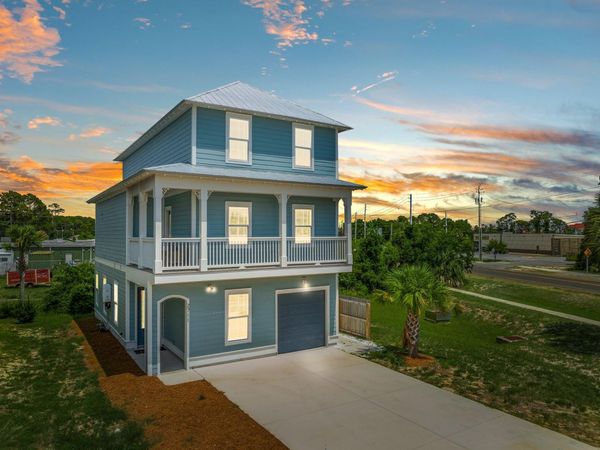 2711 Lagoon Manor Drive, Panama City Beach, FL 32408