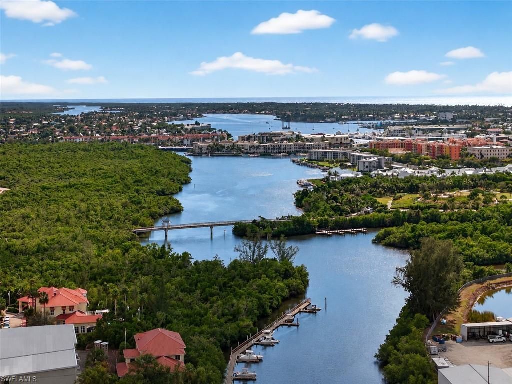 1675 Avion Pl, Naples, FL 34104 Photo