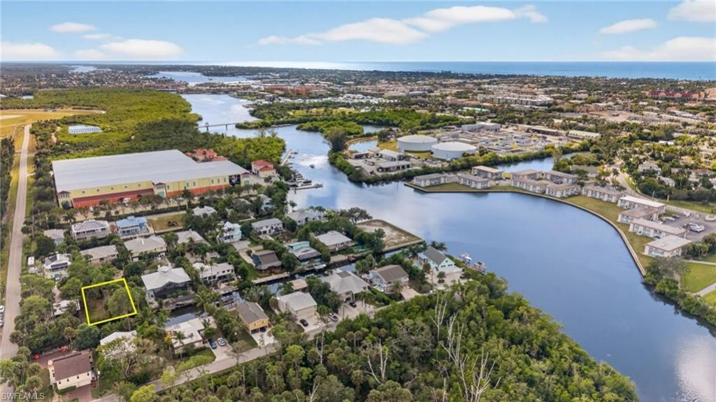 1675 Avion Pl, Naples, FL 34104 Photo