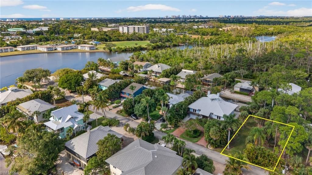 1675 Avion Pl, Naples, FL 34104 Photo