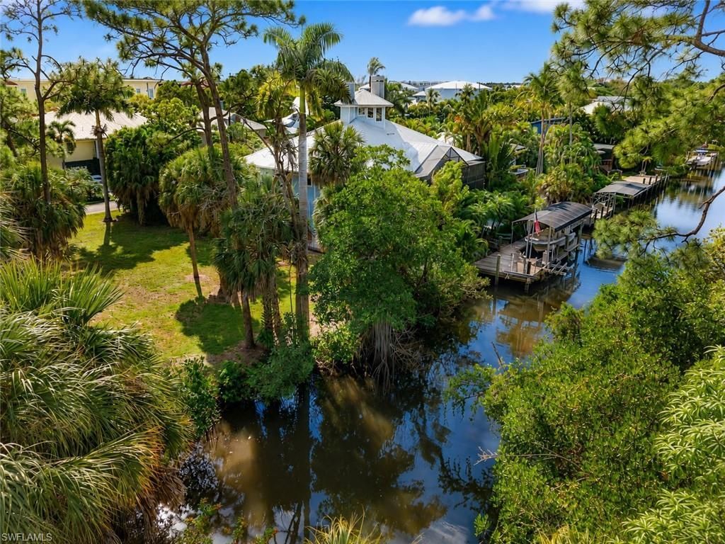 1675 Avion Pl, Naples, FL 34104 Photo