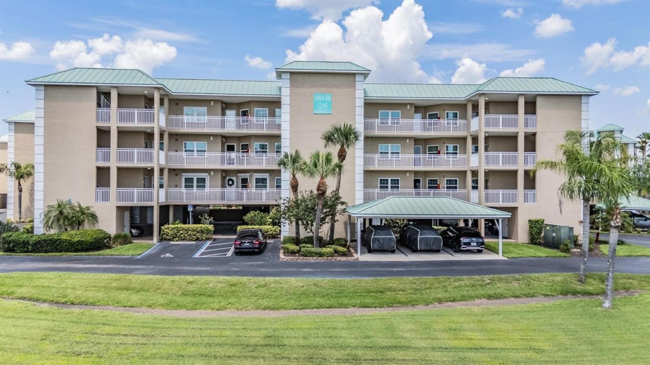 399 150th Avenue, Unit 315, Madeira Beach, FL 33708 Main Photo