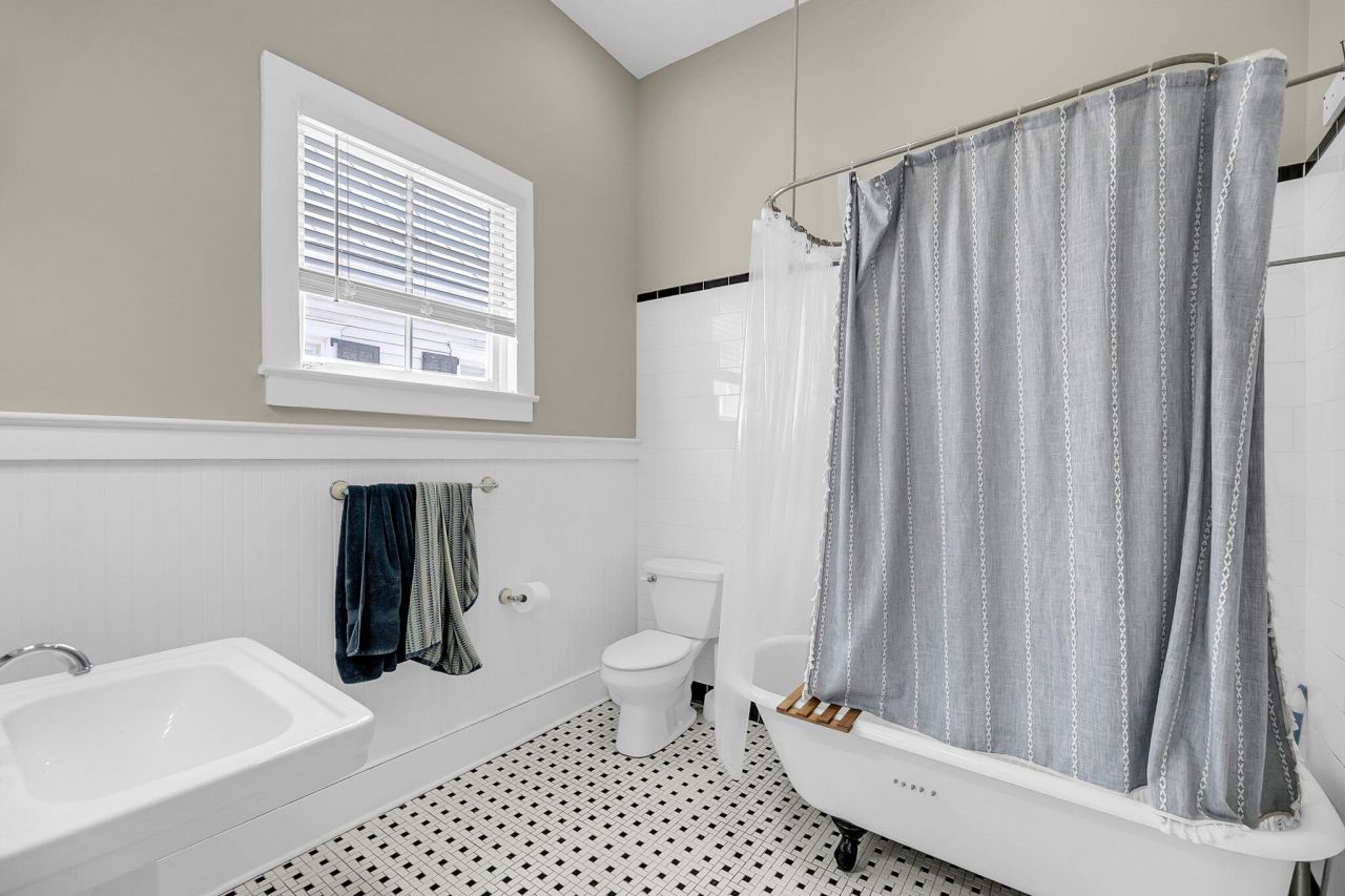 68 Vanderhorst Street Photo 22