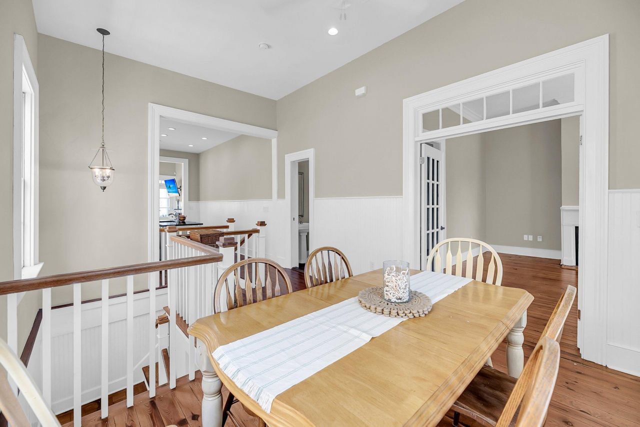 68 Vanderhorst Street Photo 4