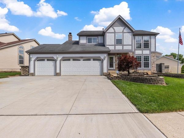 7700 Eagle Creek Drive, Pickerington, OH 43147