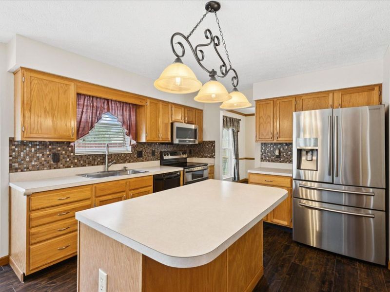 7700 Eagle Creek Drive, Pickerington, OH 43147 Photo 16