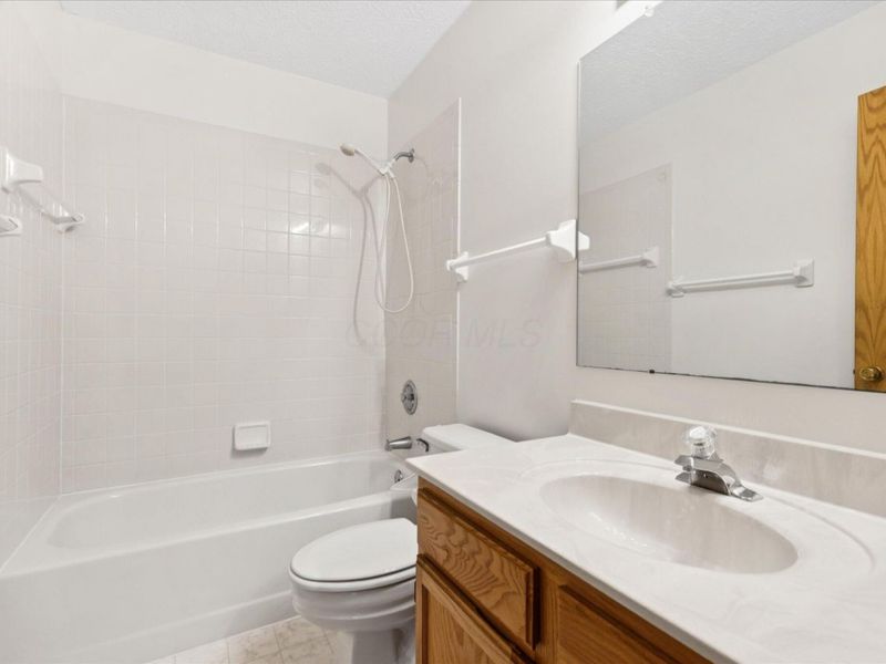 7700 Eagle Creek Drive, Pickerington, OH 43147 Photo 24