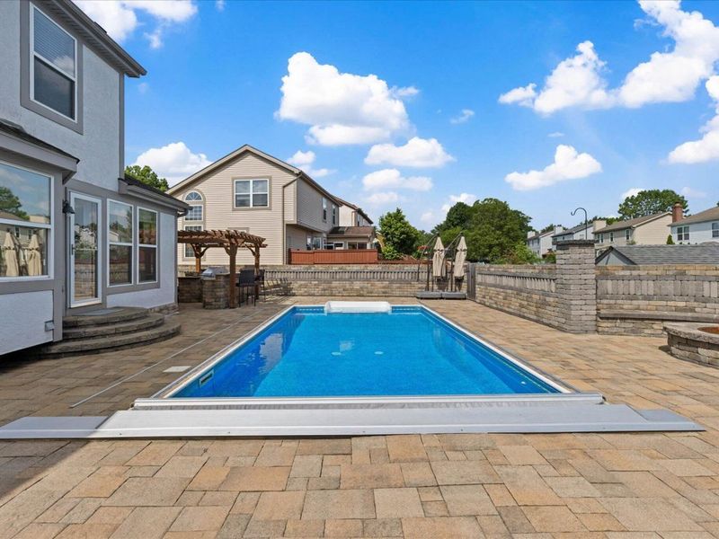 7700 Eagle Creek Drive, Pickerington, OH 43147 Photo 3