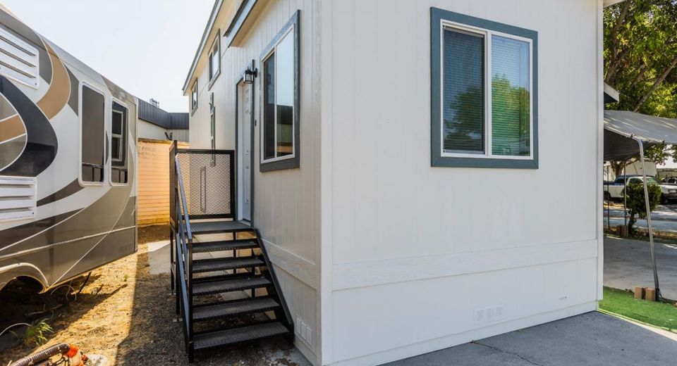 5878 Garlic Farms Dr #132, Gilroy, CA 95020 Photo