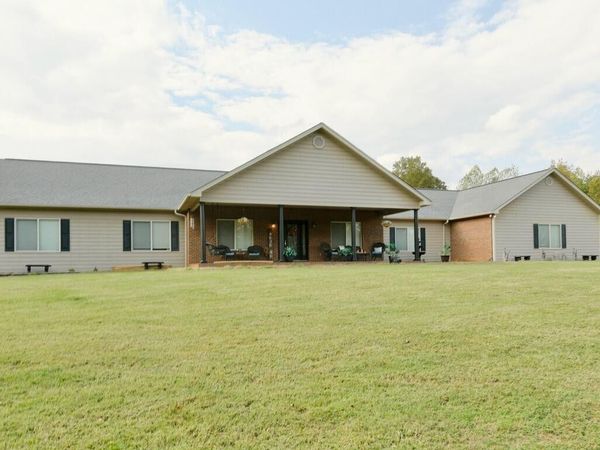 299 Boxwood Lane, Dayton, TN 37321