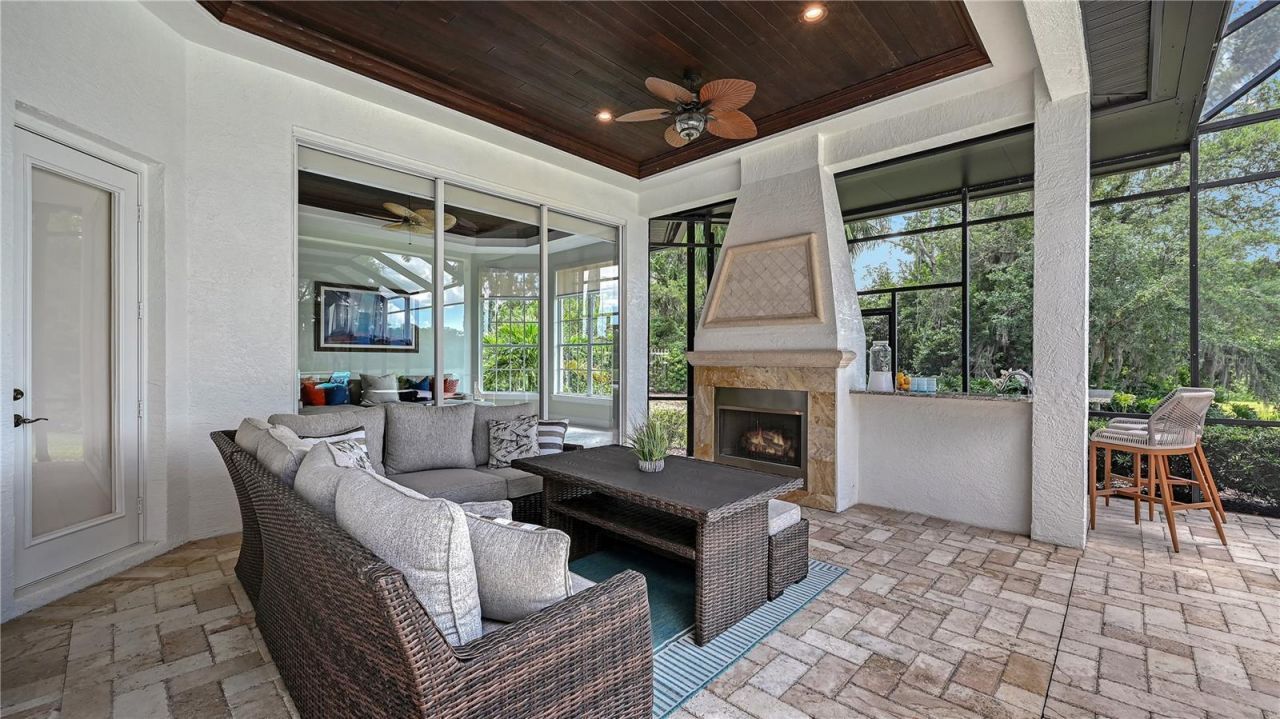6959 Westchester Circle, Lakewood Ranch, FL 34202 Photo