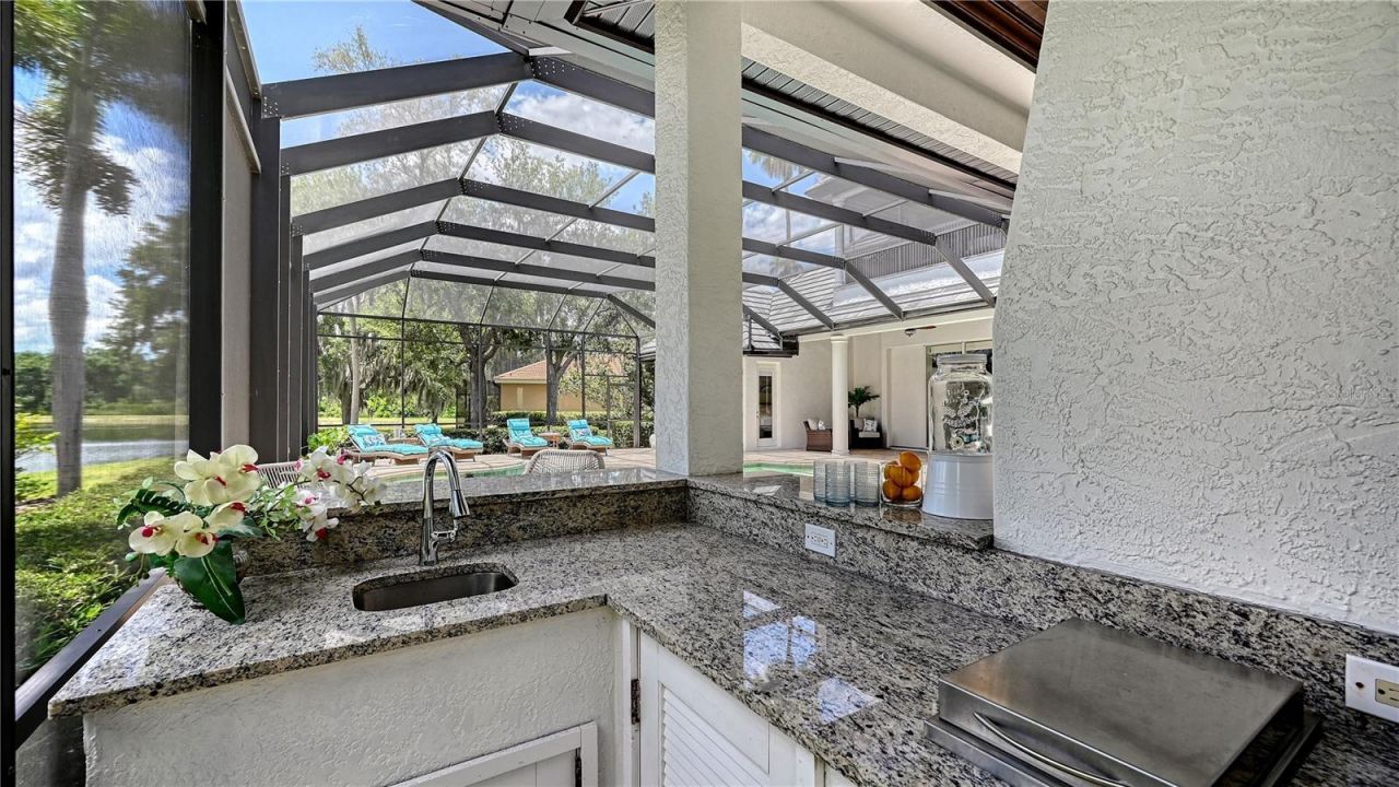 6959 Westchester Circle, Lakewood Ranch, FL 34202 Photo