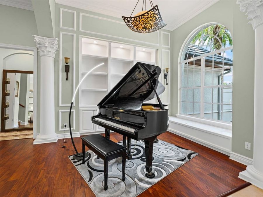 Property Image 9