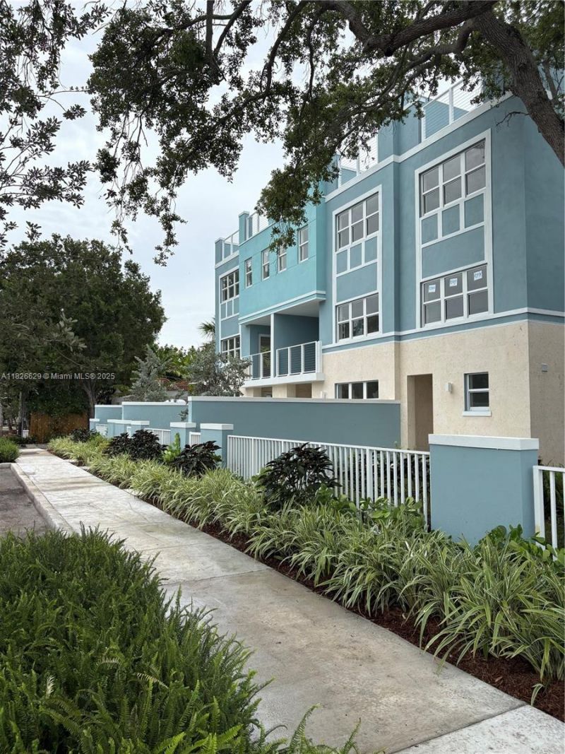 854 SE 12 Ct, Unit 8, Fort Lauderdale, FL 33316 Photo