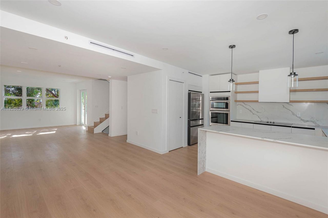 854 SE 12 Ct, Unit 8, Fort Lauderdale, FL 33316 Photo