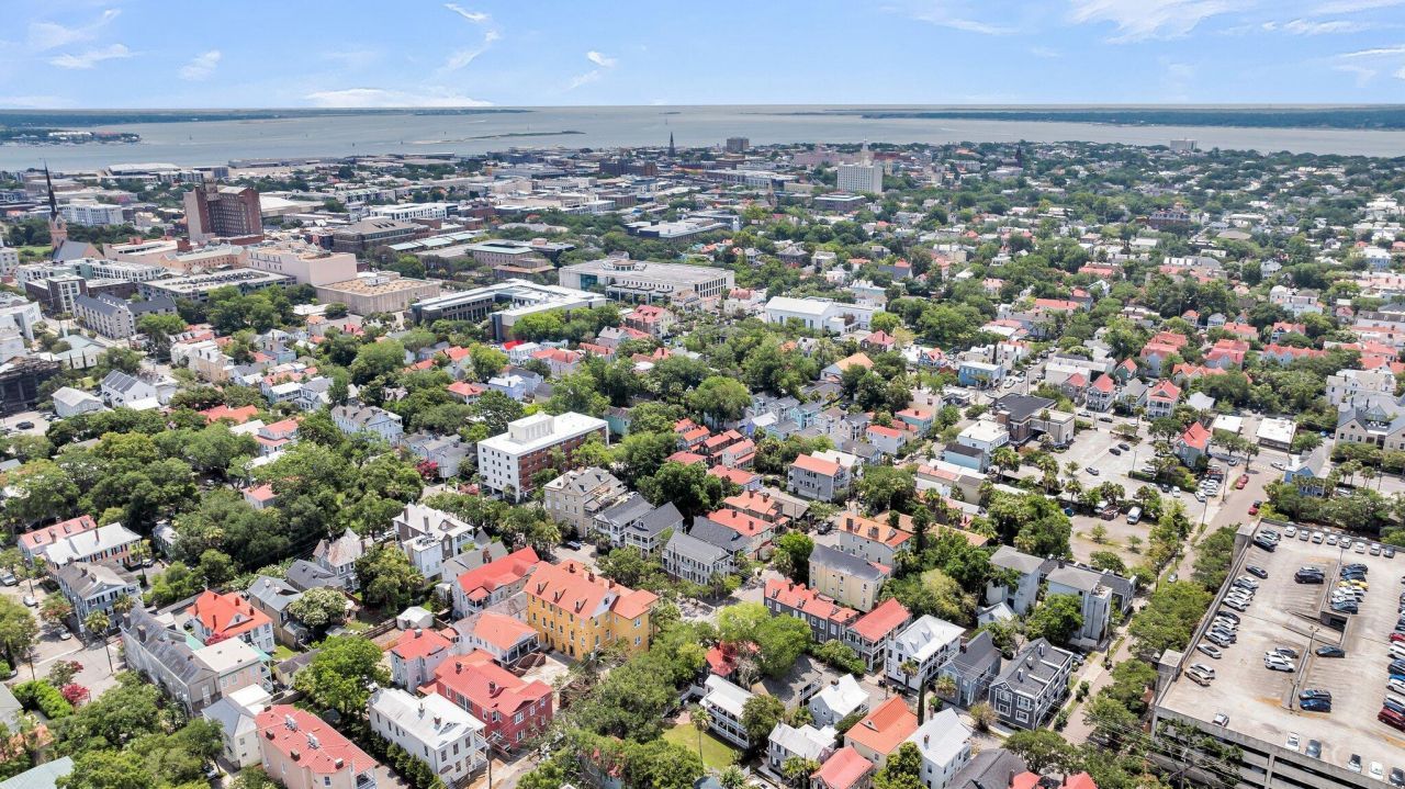 68 Vanderhorst Street Photo 45