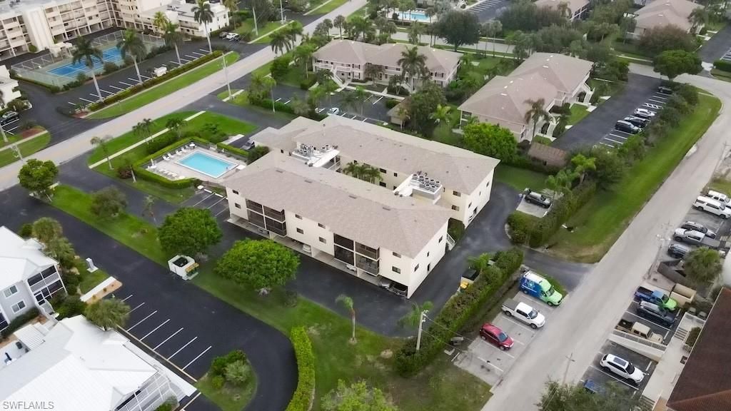 835 W Elkcam Cir, Unit 103, Marco Island, FL 34145 Photo
