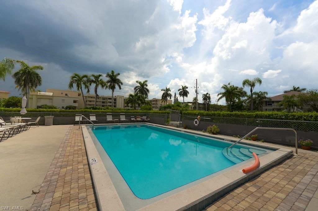 835 W Elkcam Cir, Unit 103, Marco Island, FL 34145 Photo