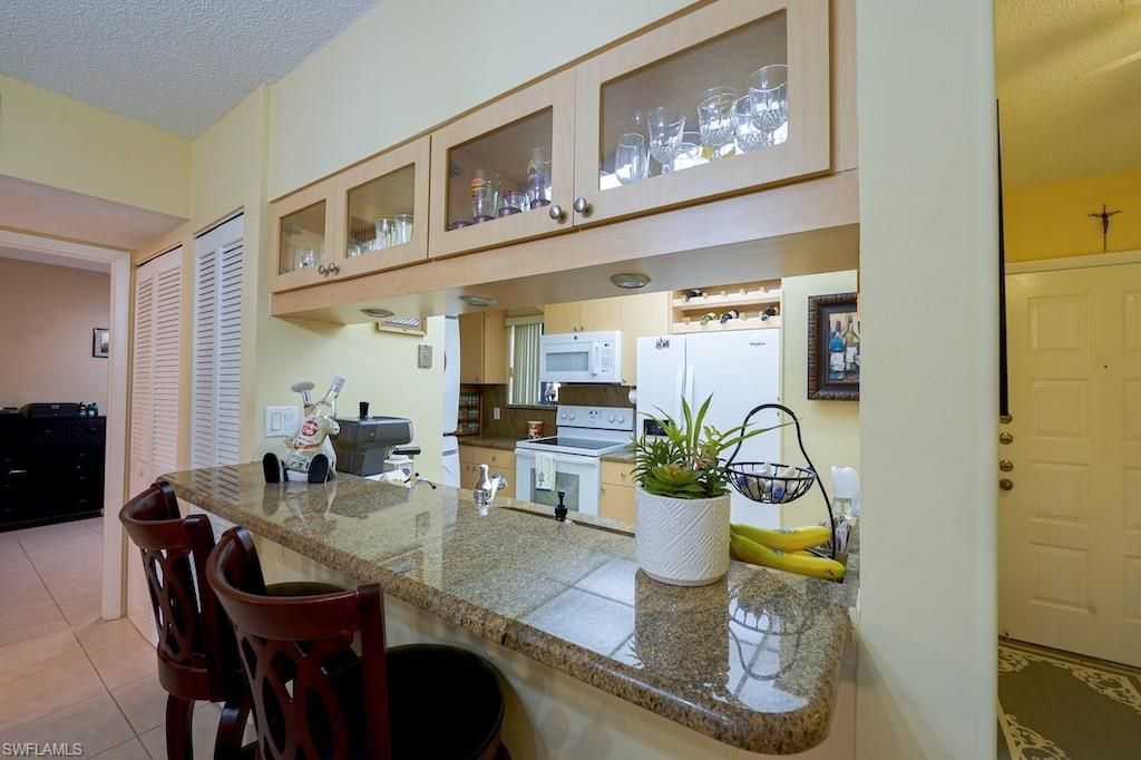 835 W Elkcam Cir, Unit 103, Marco Island, FL 34145 Photo