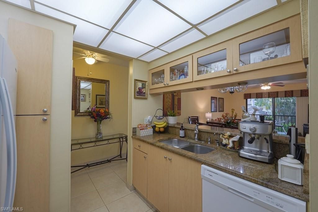 835 W Elkcam Cir, Unit 103, Marco Island, FL 34145 Photo