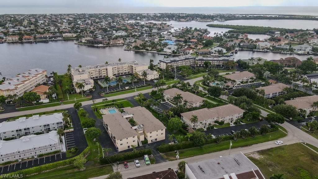 835 W Elkcam Cir, Unit 103, Marco Island, FL 34145 Photo