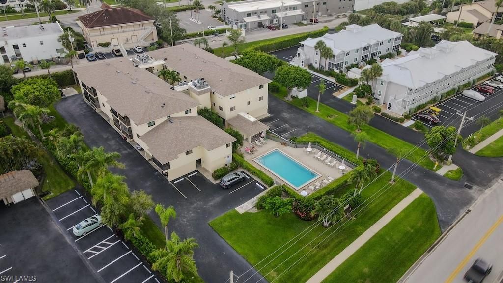 835 W Elkcam Cir, Unit 103, Marco Island, FL 34145 Photo