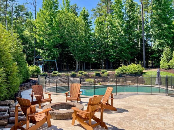 1906 Pensco Pond Court, Waxhaw, NC 28173