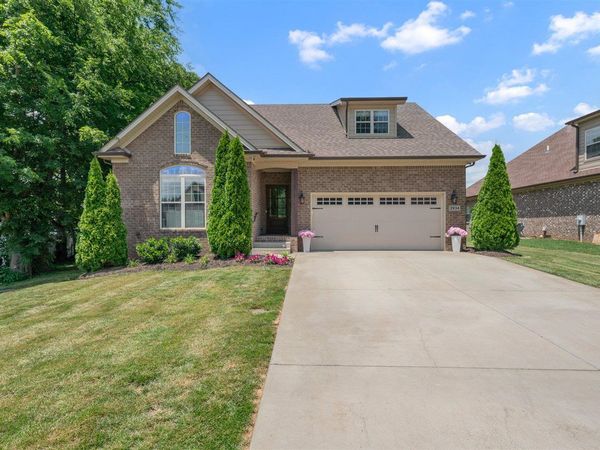 2934 Pennyroyal Lane, Bowling Green, KY 42104