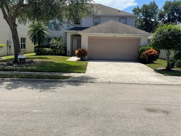 2645 SW 12th Sq SW, Vero Beach, FL 32968