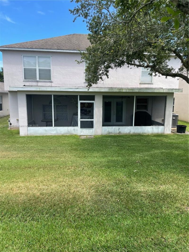 2645 SW 12th Sq Sw, Vero Beach, FL 32968 Photo