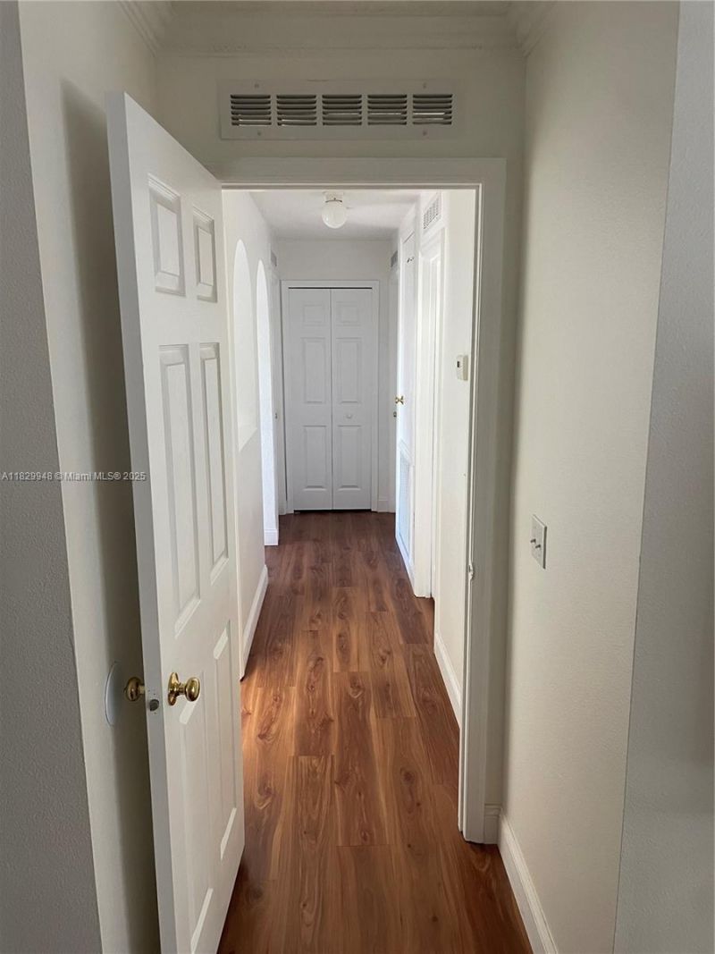 2645 SW 12th Sq Sw, Vero Beach, FL 32968 Photo