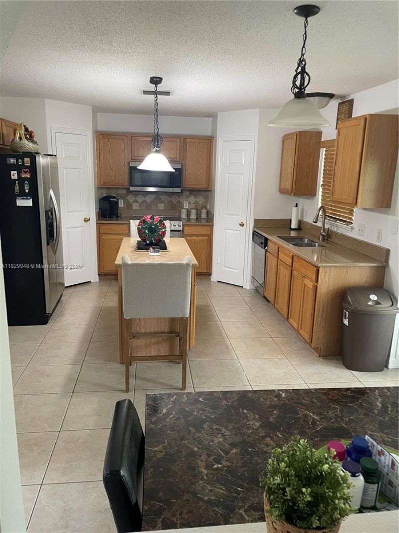 2645 SW 12th Sq Sw, Vero Beach, FL 32968 Photo