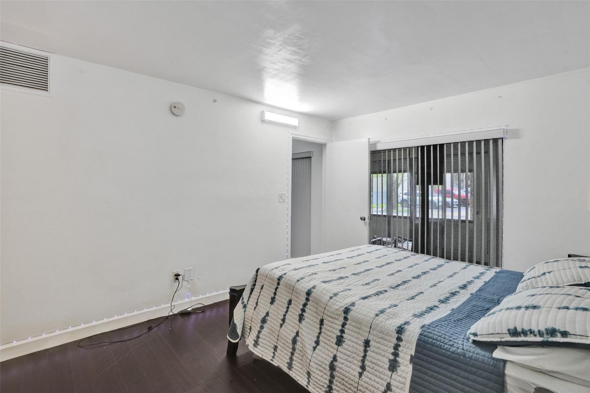 20065 NE 3rd Court, Unit 5, Miami, FL 33179 Photo