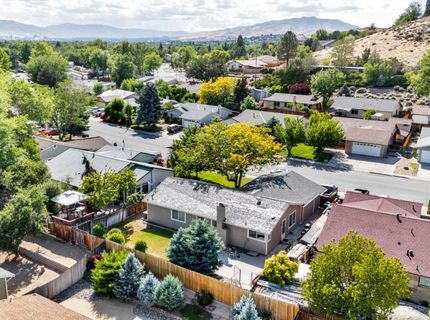 1069 Palmwood Drive, Sparks, NV 89434 Photo