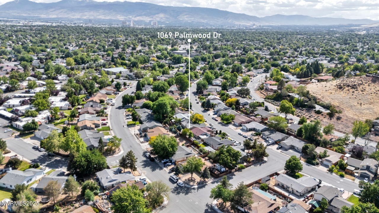 1069 Palmwood Drive, Sparks, NV 89434 Photo
