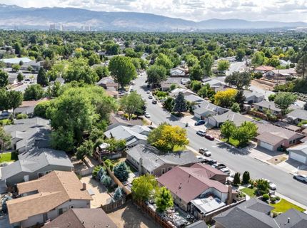 1069 Palmwood Drive, Sparks, NV 89434 Photo