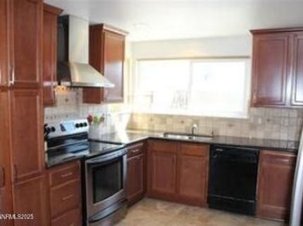 1069 Palmwood Drive, Sparks, NV 89434 Photo